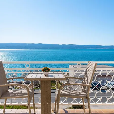 Apartment 20 Meters From The