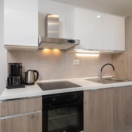 20 Meters From The * Jesenice (Split-Dalmatia)